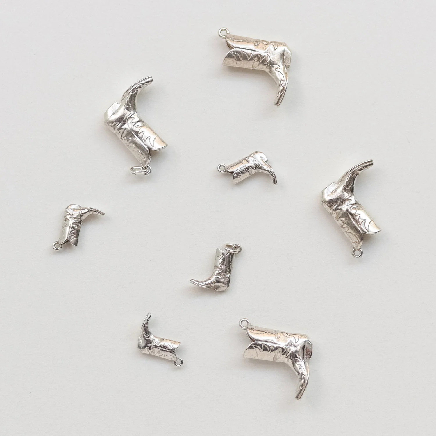 AIDA Impact THE BIGGER BOOT MINI NECKLACE, Silver - Image 4
