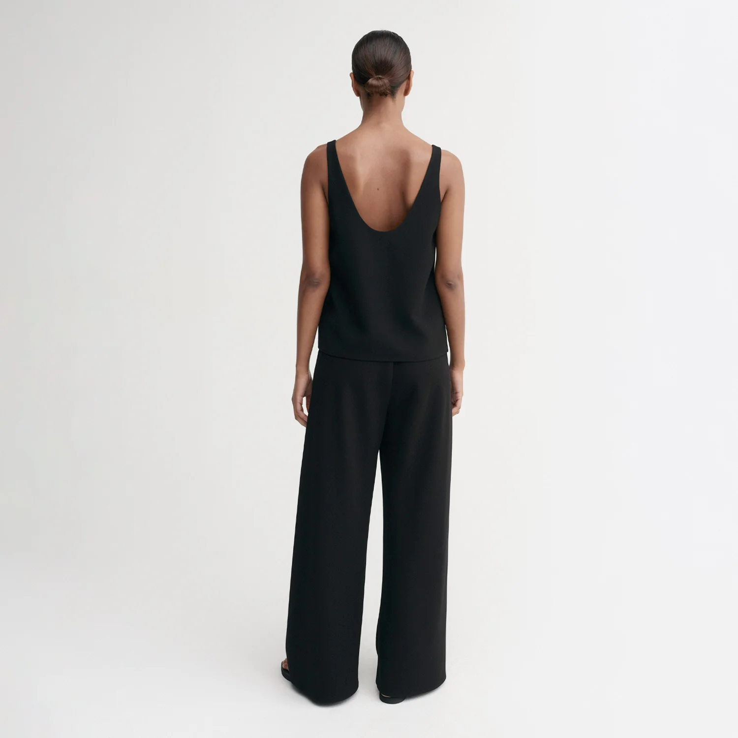 Almada Label ROMY CREPE TOP, Black - Image 3