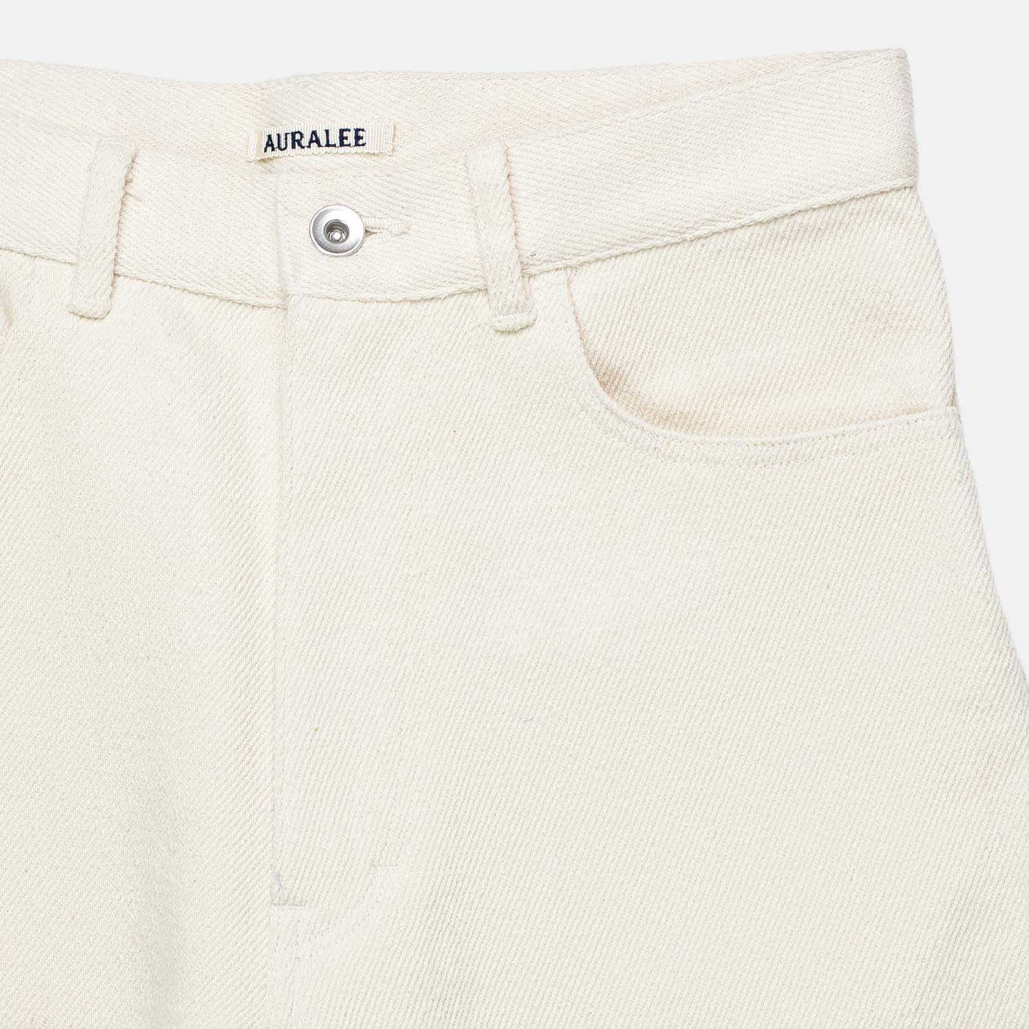 Auralee W' SILK NEP DENIM 5P WIDE SHORTS, Ivory White - Image 3