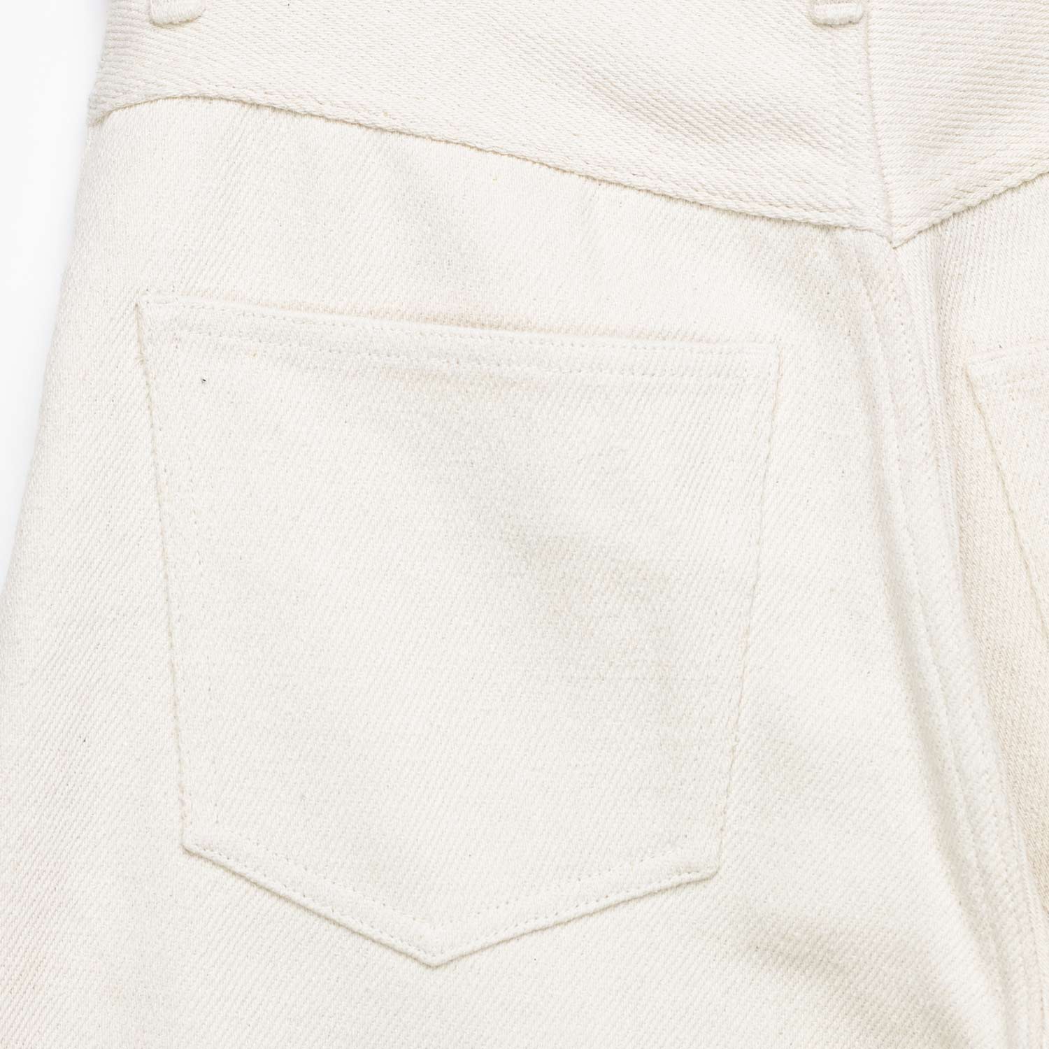 Auralee W' SILK NEP DENIM 5P WIDE SHORTS, Ivory White - Image 4