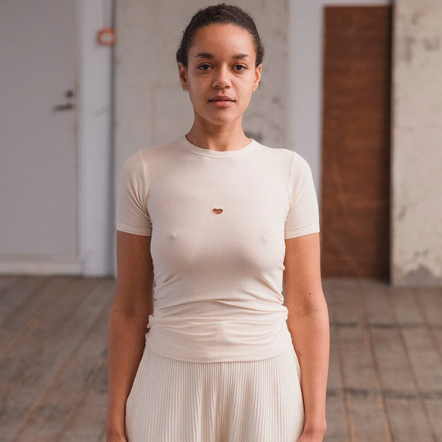 Baserange HEART SHORT SLEEVE TEE, Undyed - Image 3