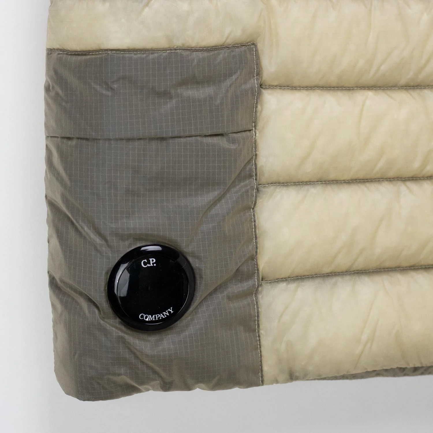C.P. Company D.D. SHELL DOWN LENS GILET, Frozen Dew - Image 5