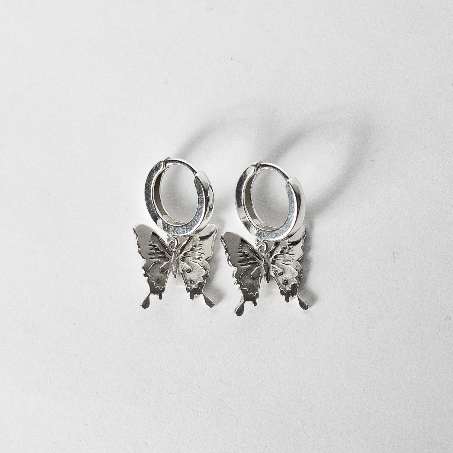 Laura Vartio BUTTERFLY EARRINGS, Silver - Image 2