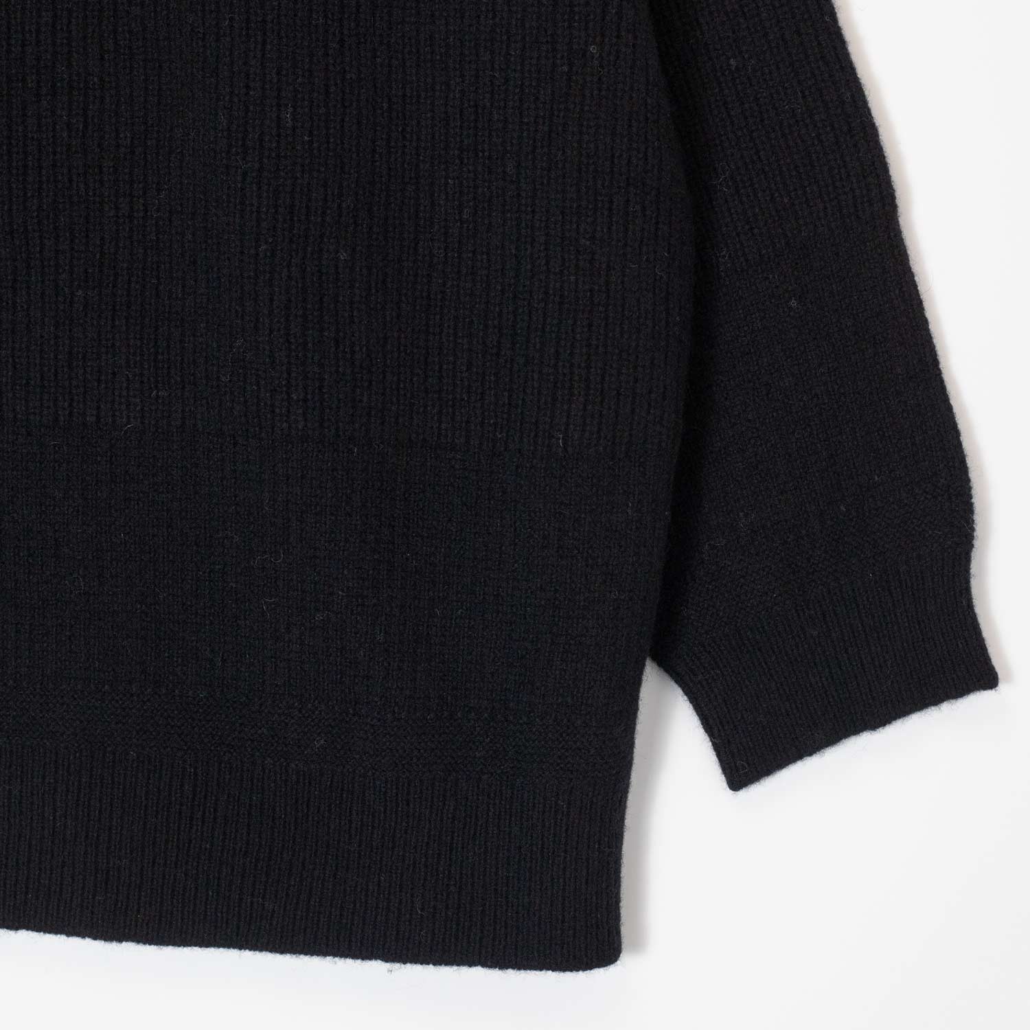 Nicholson & Nicholson WAVY SWEATER, Black - Image 3