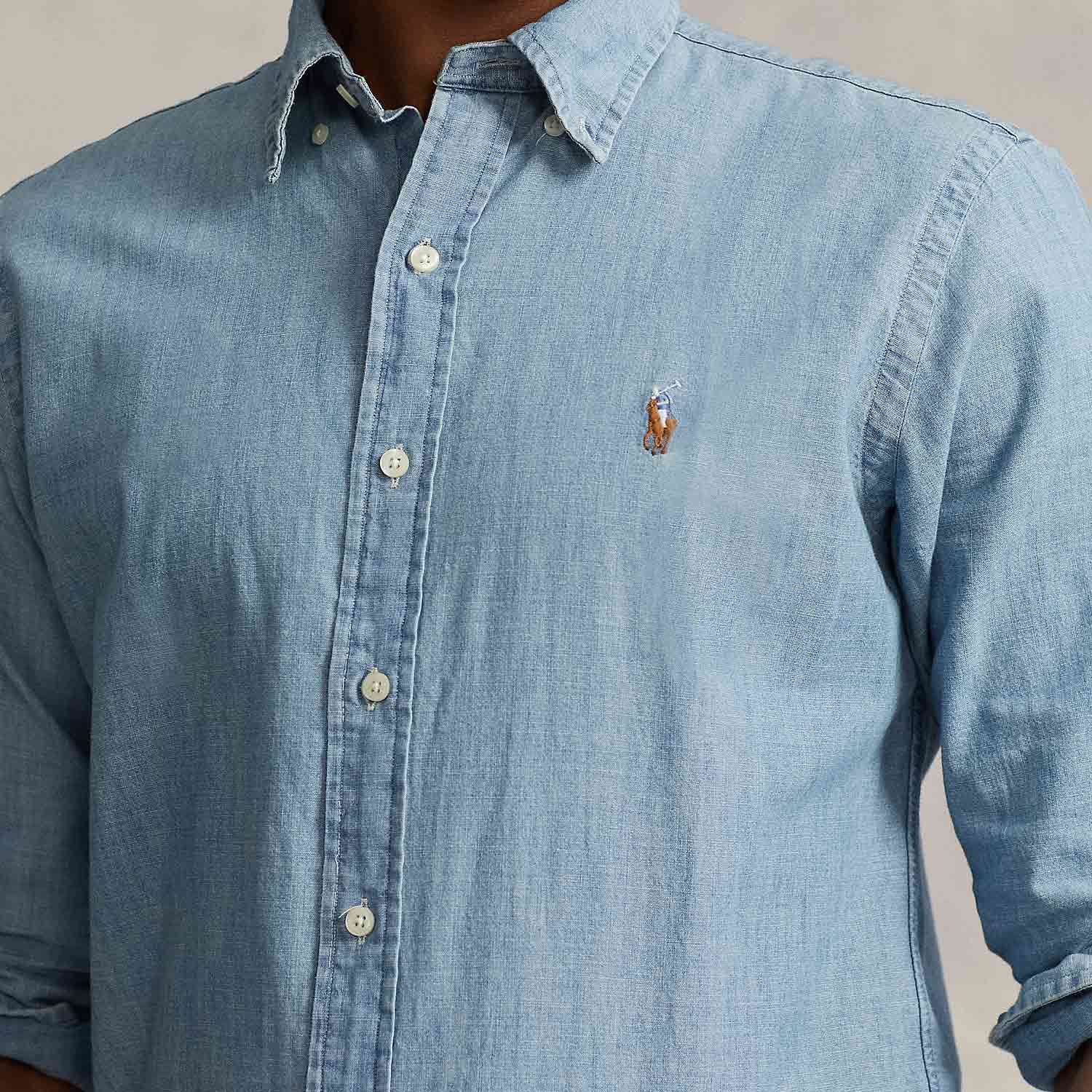 POLO Ralph Lauren CUSTOM FIT CHAMBRAY SHIRT, Chambray - Image 3