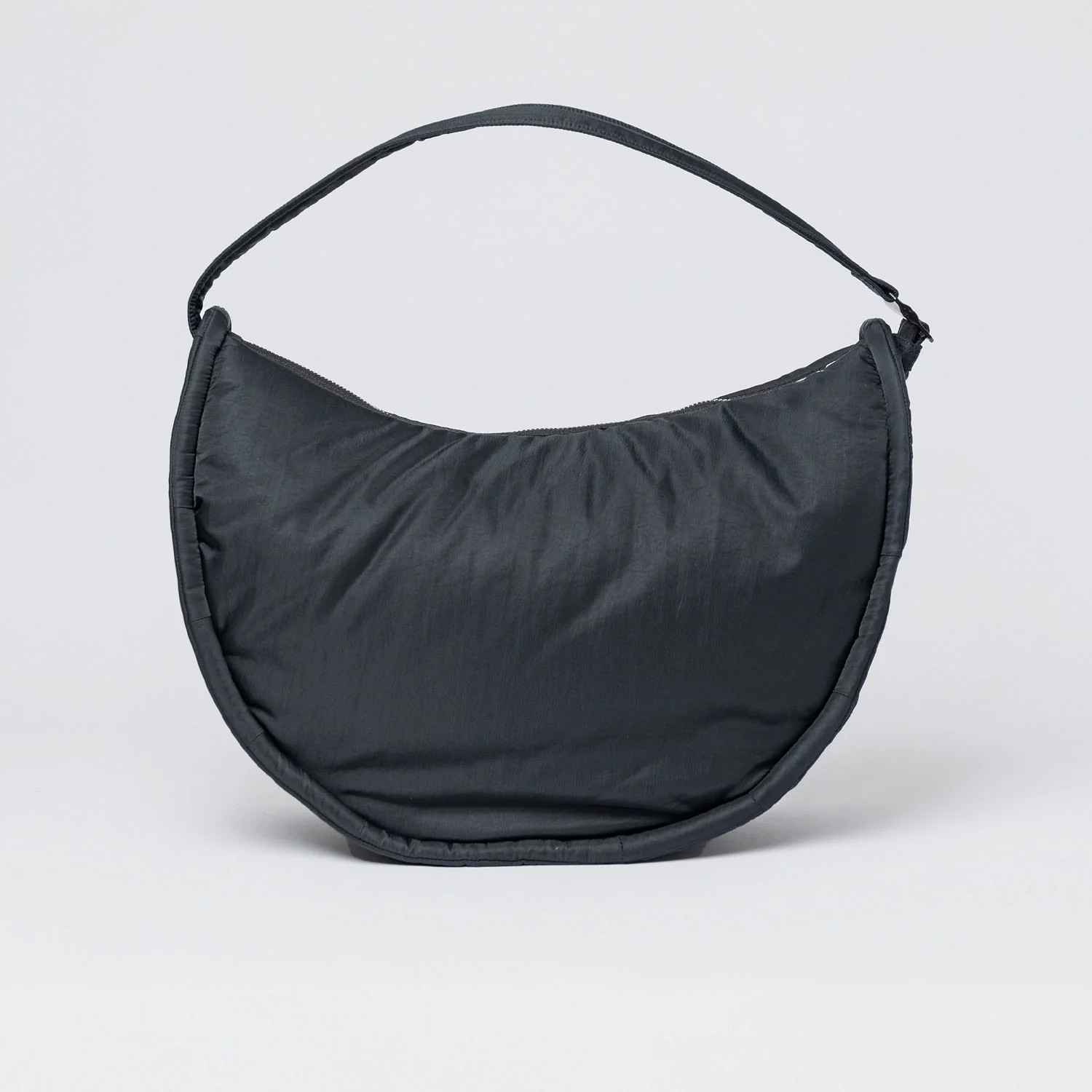 Sandqvist CURVE CROSSBODY ROUND L, Black - Image 2