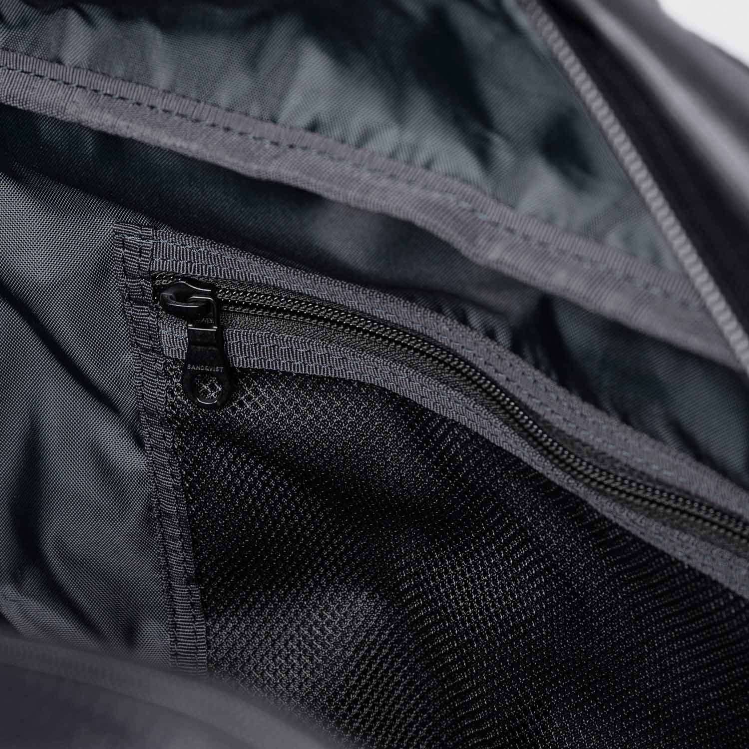 Sandqvist GO WEEKENDER L, Black - Image 4
