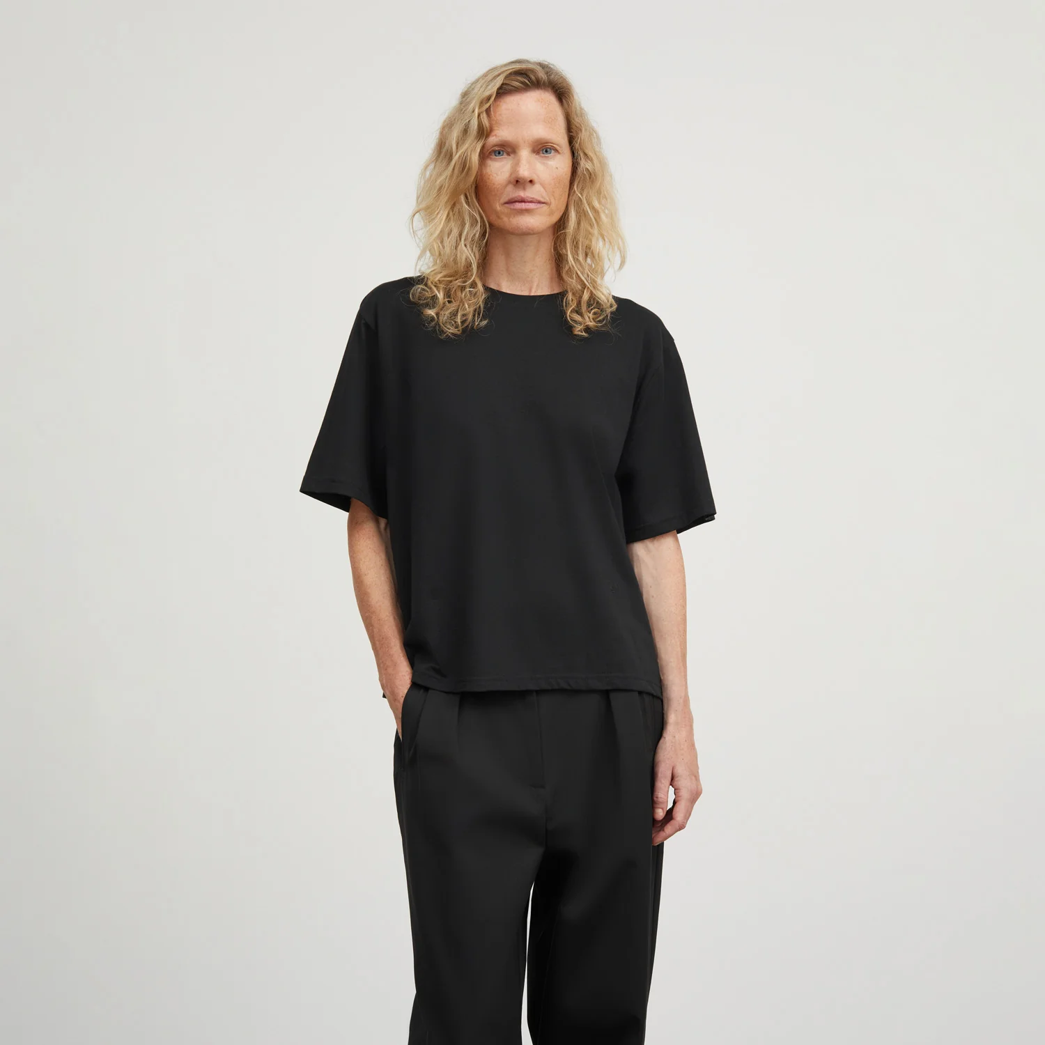 Skall Studio ANDY OVERSIZE TEE, Black - Image 4