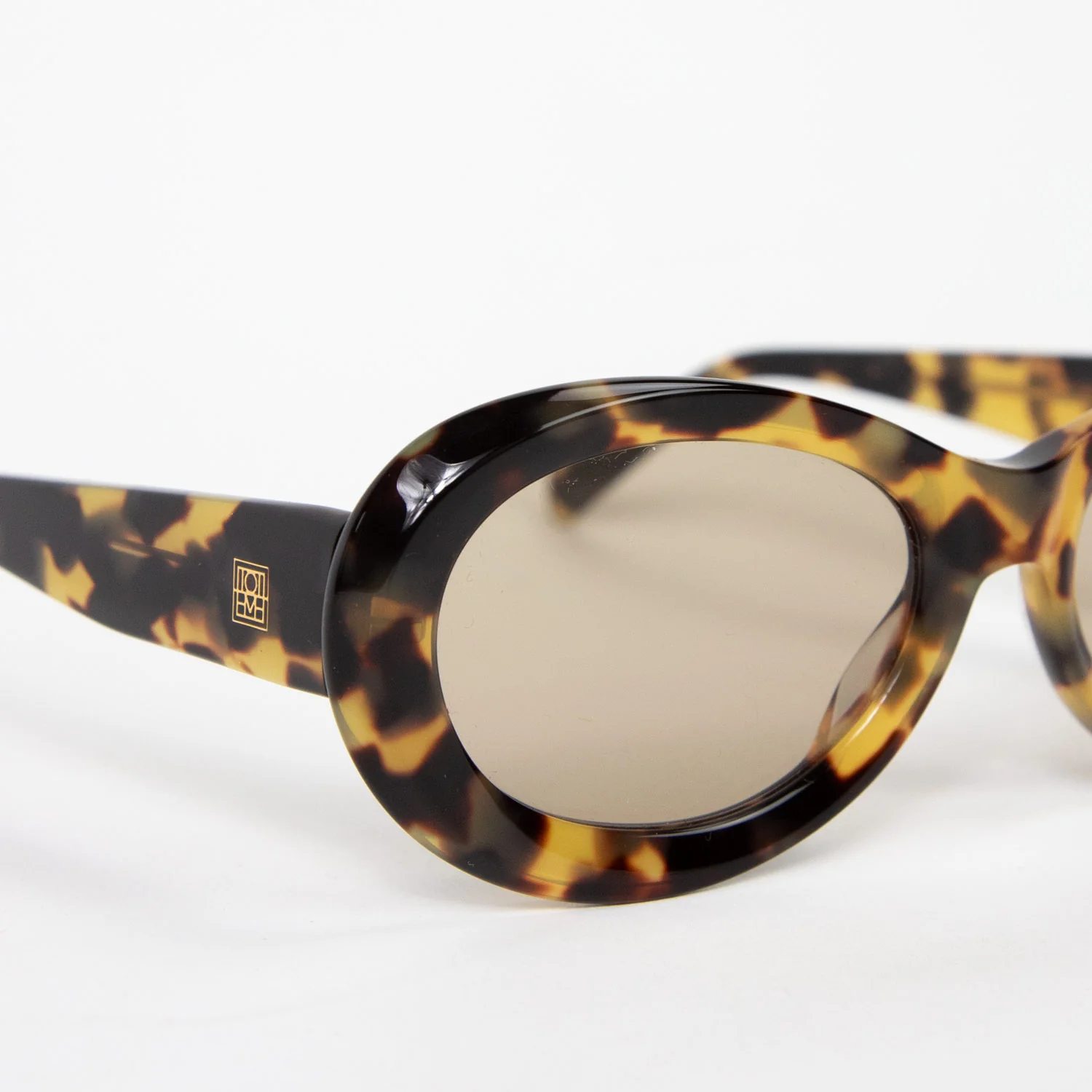 TOTEME THE OVALS SUNGLASSES, Tortoise - Image 2