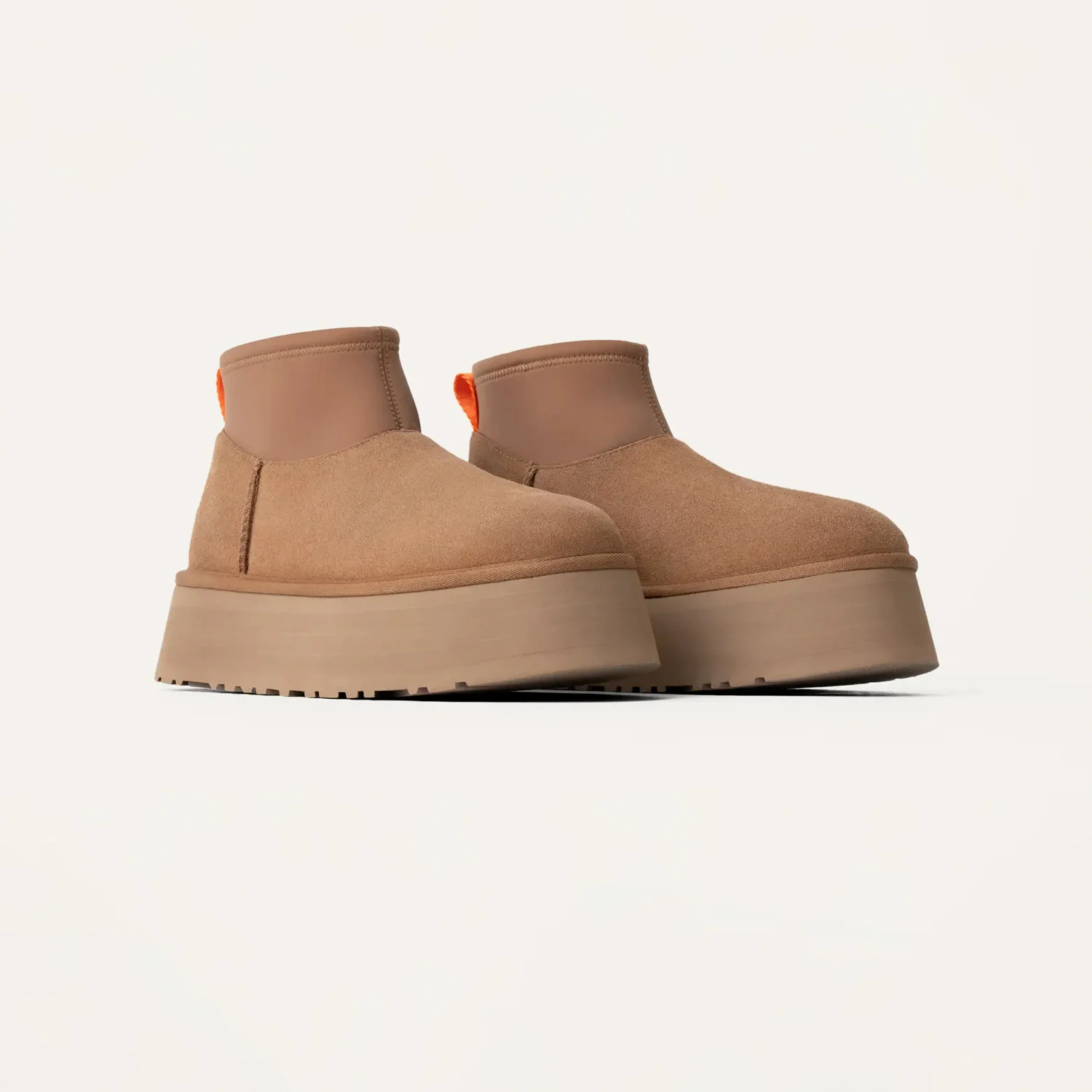 UGG W'S CLASSIC MINI DIPPER, Chestnut - Image 2