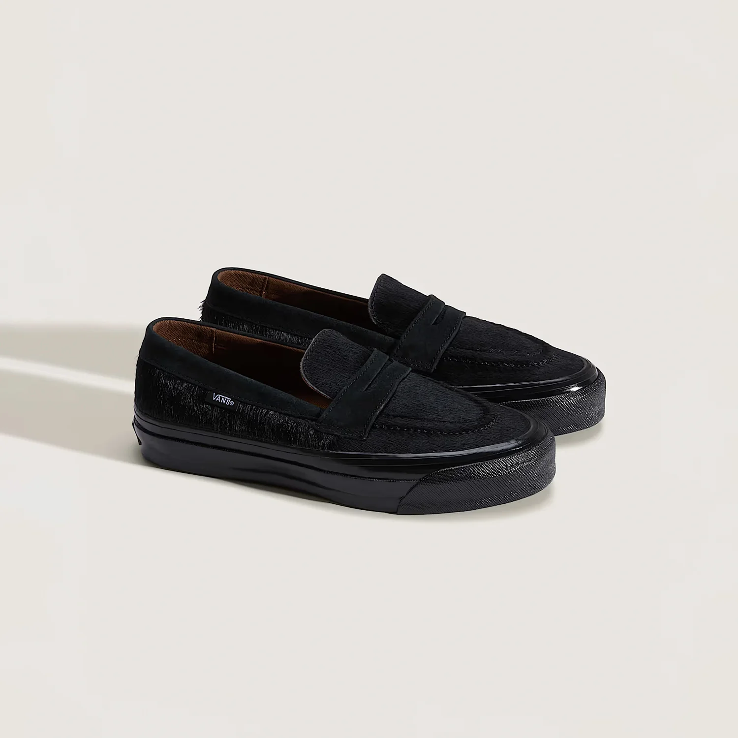 Vans PREMIUM LOAFER 53 PONY HAIR, Black/Black - Image 2