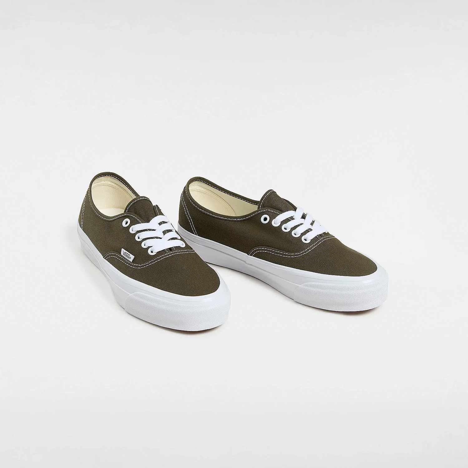 Vans PREMIUM AUTHENTIC 44 DUCK CANVAS, Grape Leaf - Image 2
