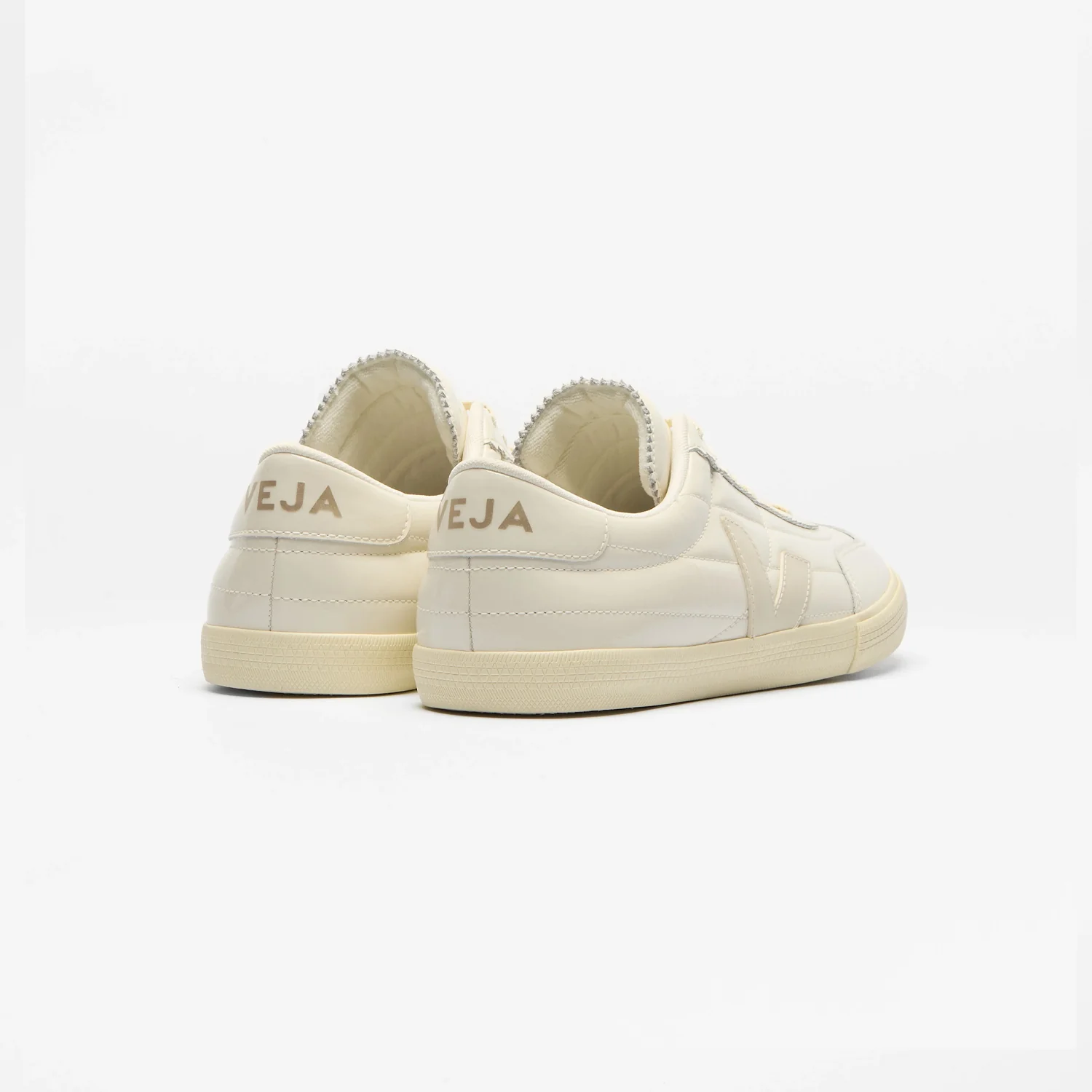 Veja PANENKA PATENT LEATHER, Off White - Image 3